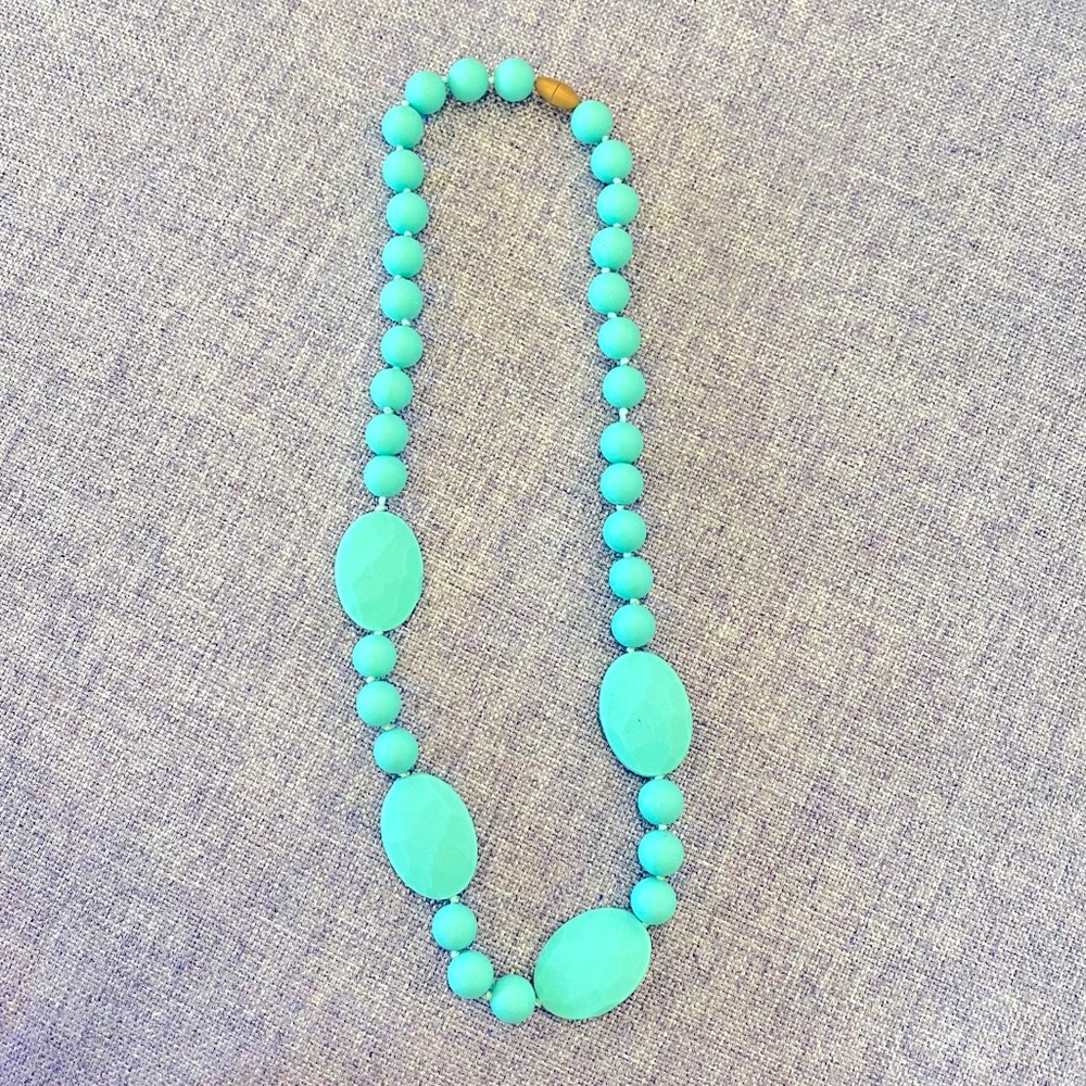 Like-new Chewbeads Perry Teething Necklace